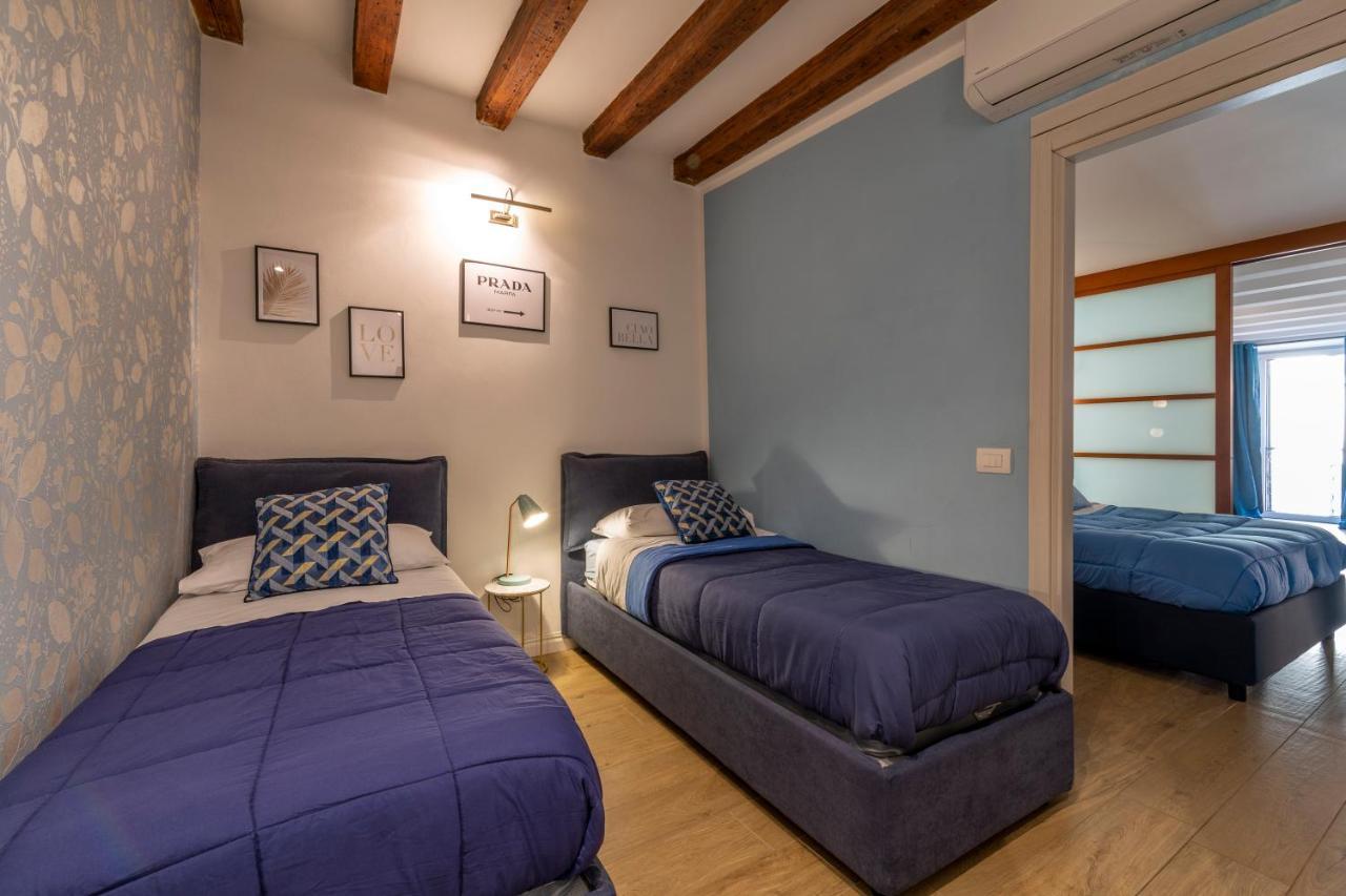 The Cozy Loft, Un Angolo Alla Moda Nel Cuore Di Верона Екстериор снимка